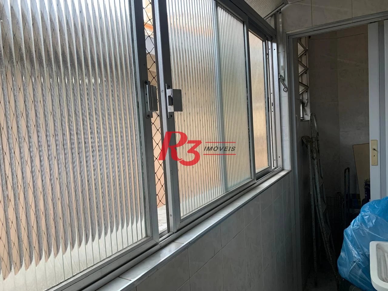 Apartamento com 3 dormitórios à venda, 98 m² por R$ 490.000,00 - Embaré - Santos/SP