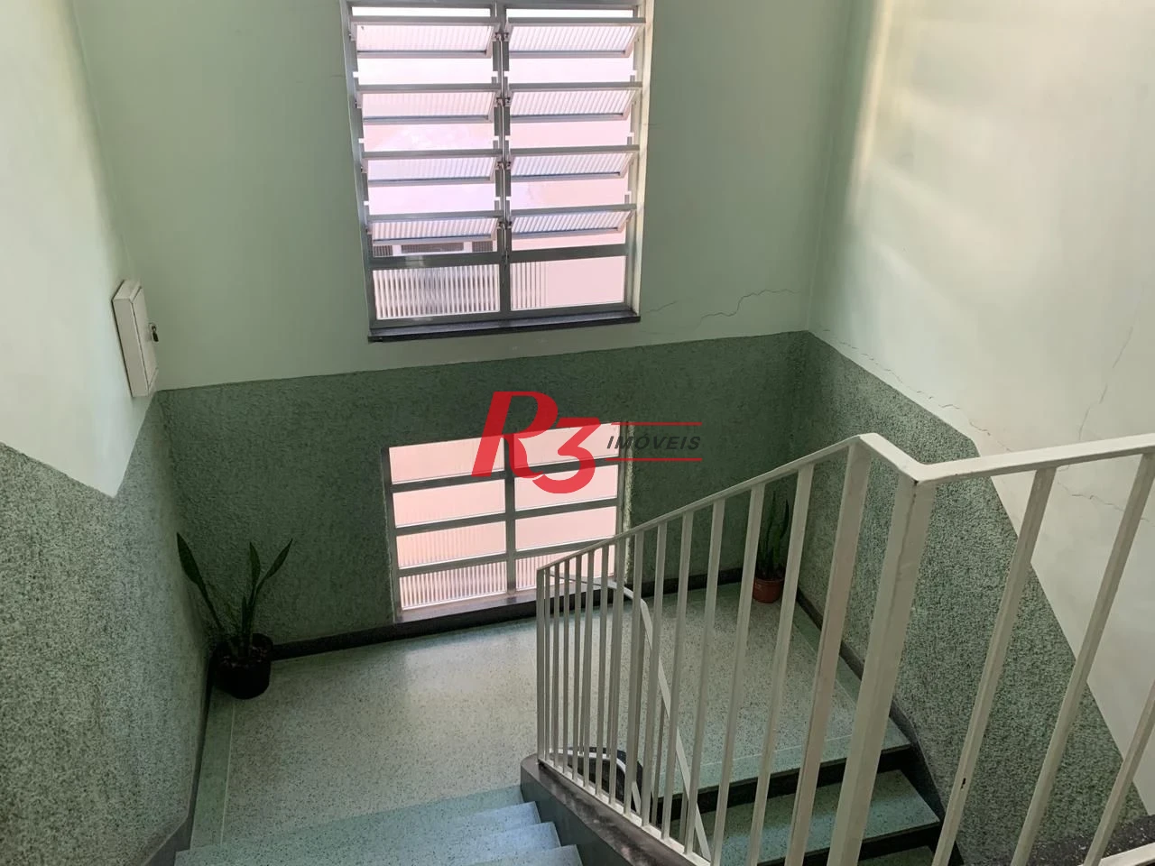 Apartamento com 3 dormitórios à venda, 98 m² por R$ 490.000,00 - Embaré - Santos/SP