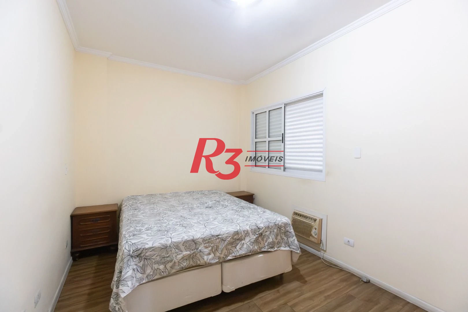 Flat com 2 dormitórios à venda, 70 m² por R$ 520.000,00 - Gonzaga - Santos/SP