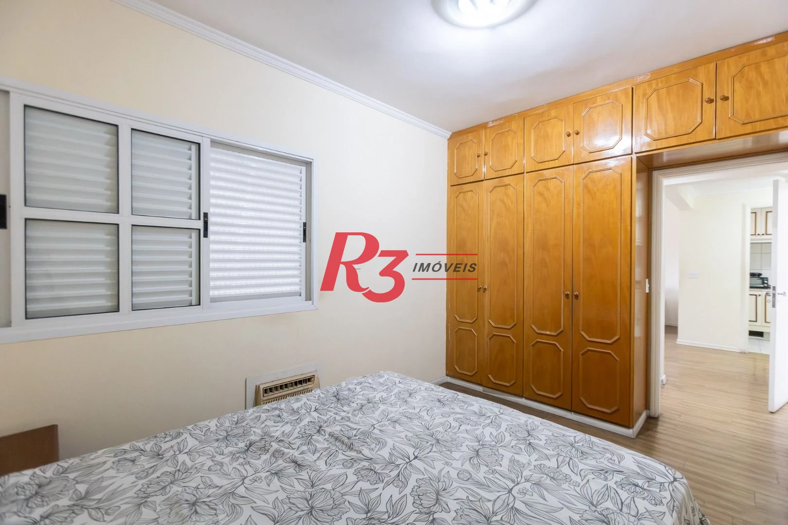 Flat com 2 dormitórios à venda, 70 m² por R$ 520.000,00 - Gonzaga - Santos/SP