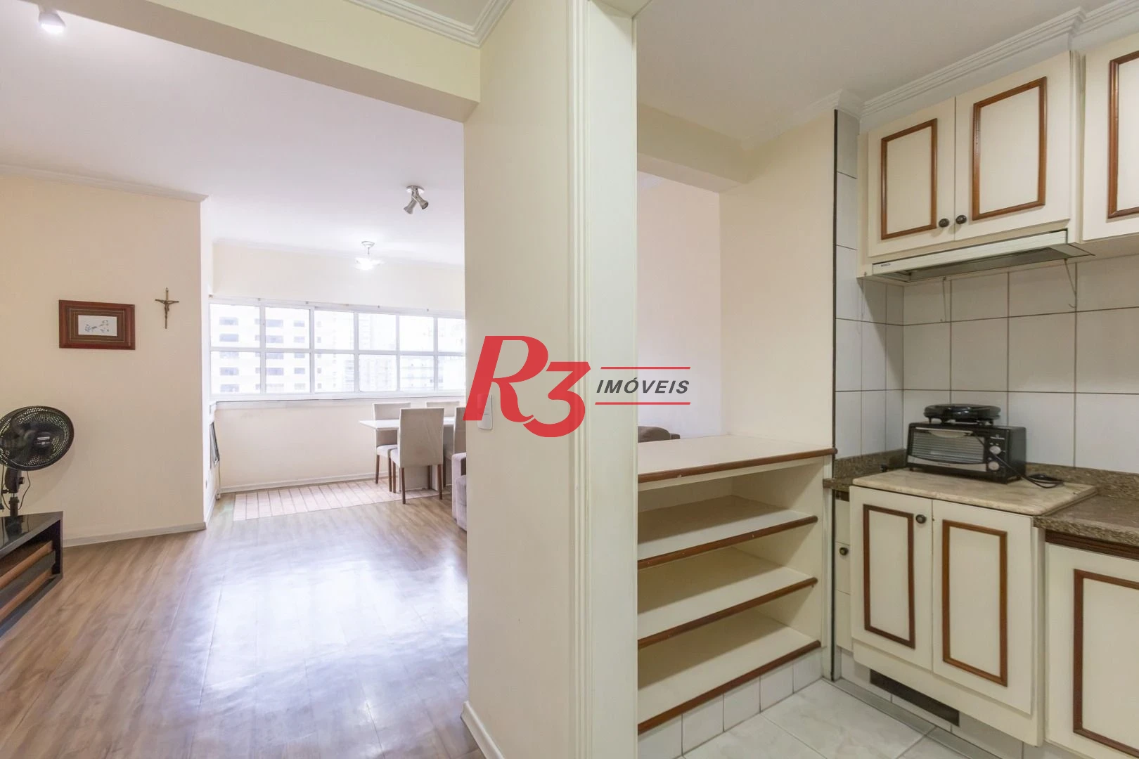 Flat com 2 dormitórios à venda, 70 m² por R$ 520.000,00 - Gonzaga - Santos/SP