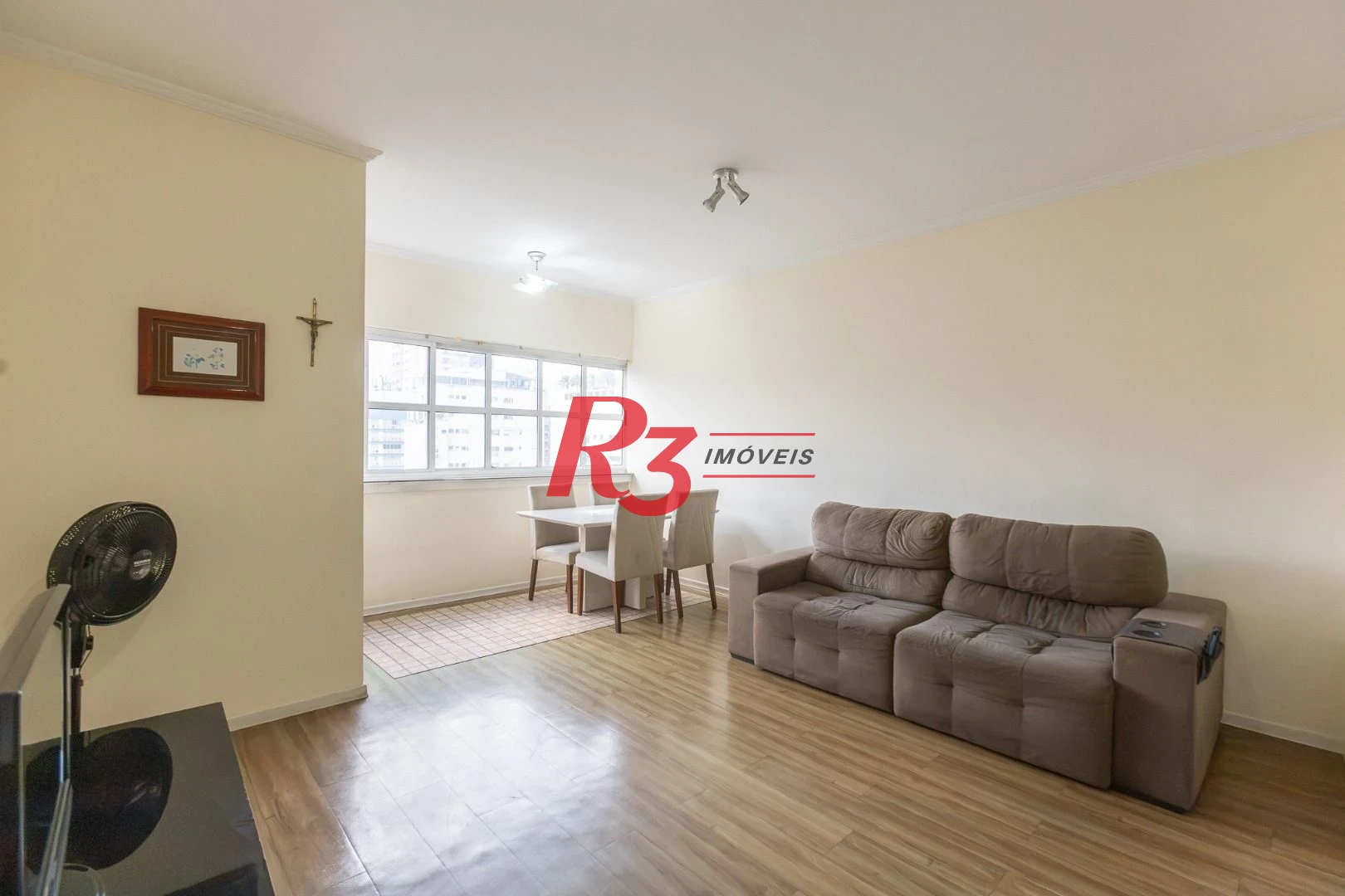 Flat com 2 dormitórios à venda, 70 m² por R$ 520.000,00 - Gonzaga - Santos/SP