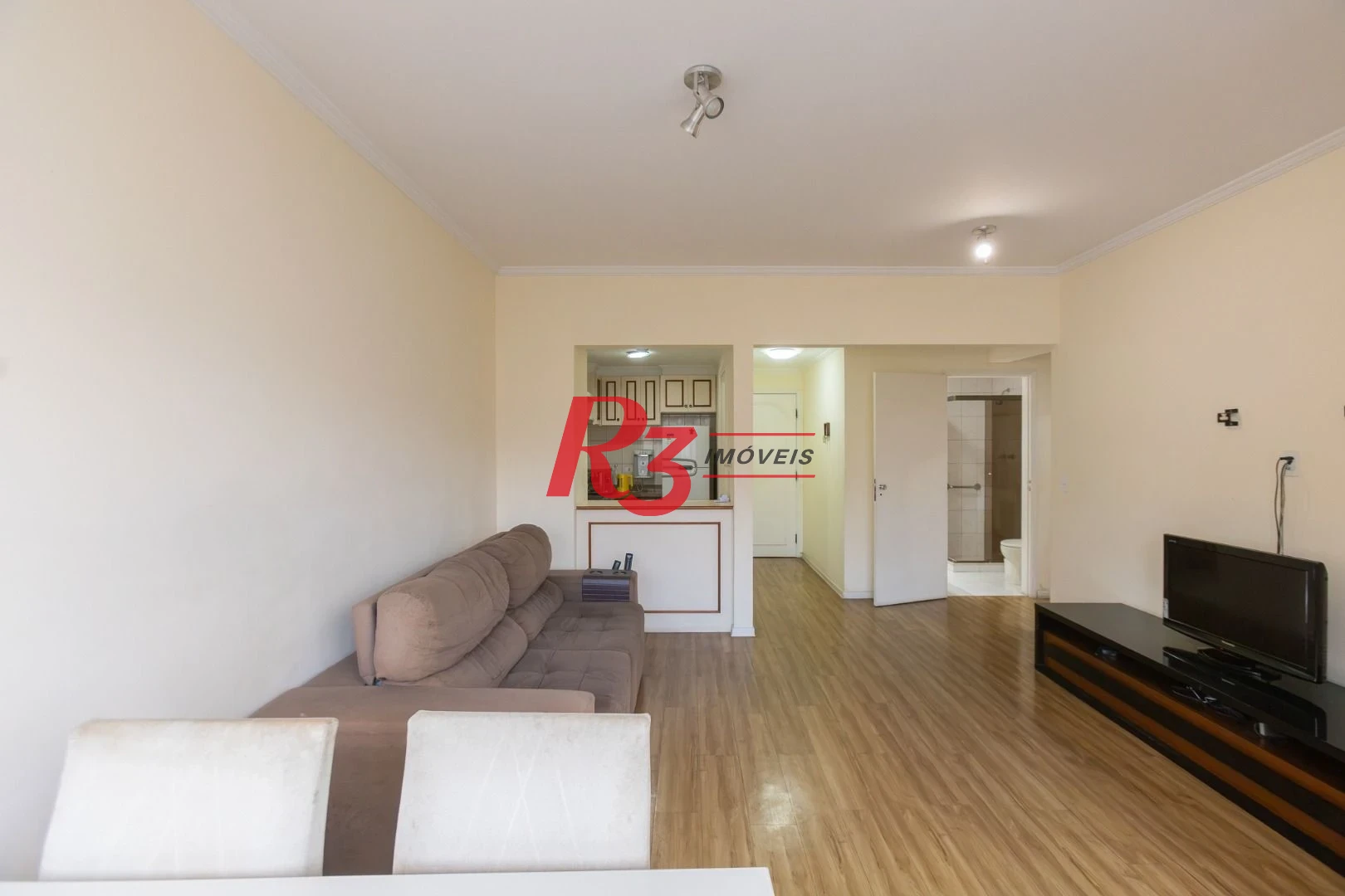 Flat com 2 dormitórios à venda, 70 m² por R$ 520.000,00 - Gonzaga - Santos/SP