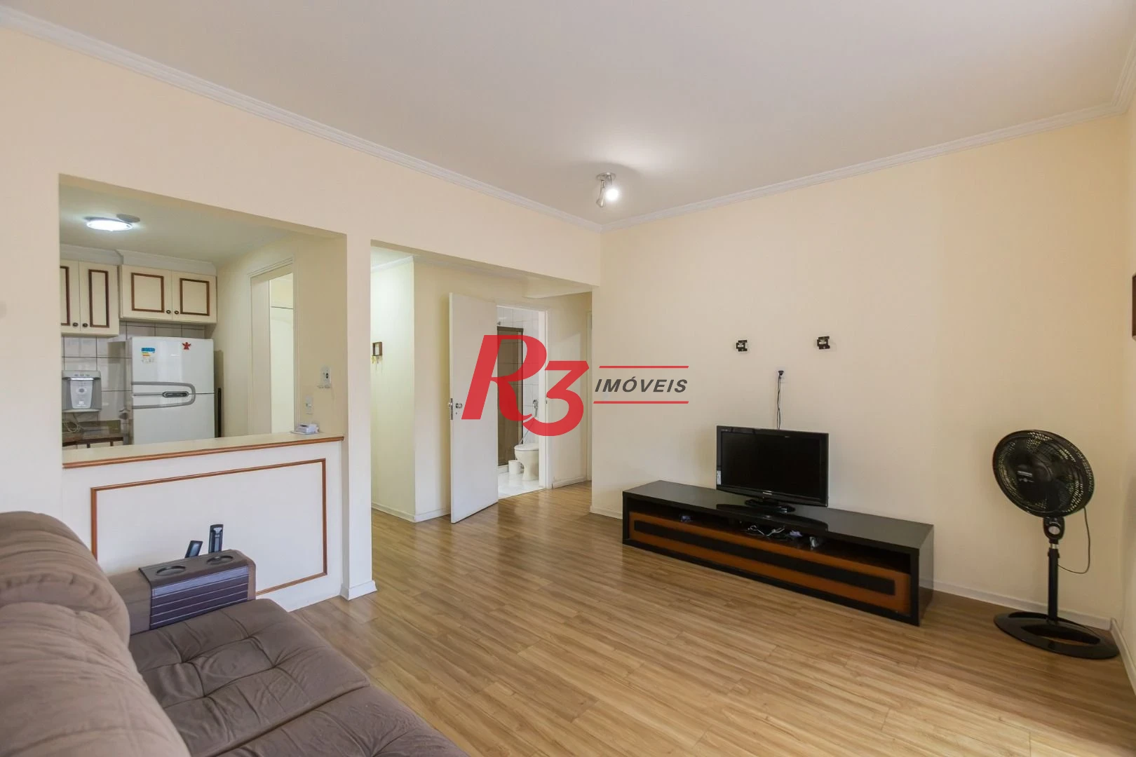 Flat com 2 dormitórios à venda, 70 m² por R$ 520.000,00 - Gonzaga - Santos/SP