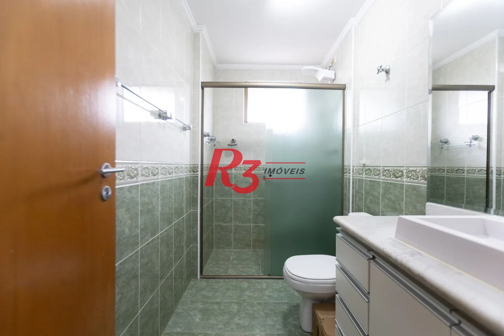 Apartamento com 3 dormitórios à venda, 143 m² por R$ 1.600.000,00 - Ponta da Praia - Santos/SP