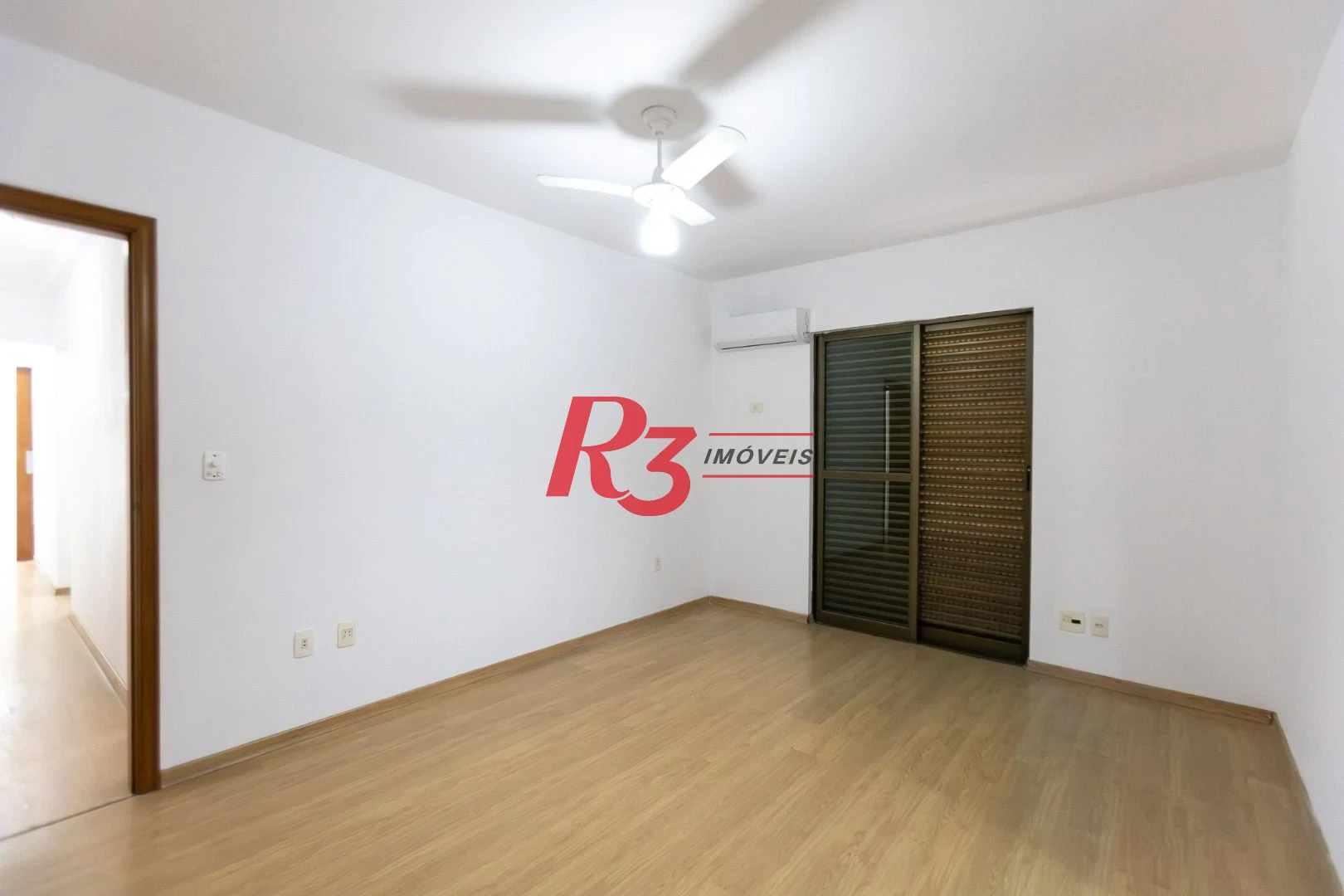 Apartamento com 3 dormitórios à venda, 143 m² por R$ 1.600.000,00 - Ponta da Praia - Santos/SP