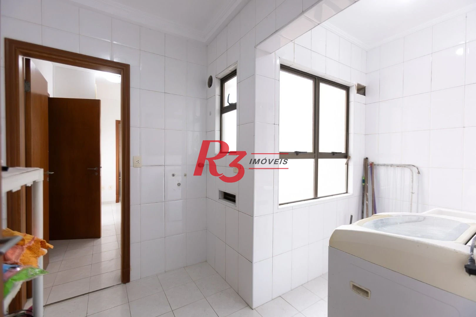 Apartamento com 3 dormitórios à venda, 143 m² por R$ 1.600.000,00 - Ponta da Praia - Santos/SP