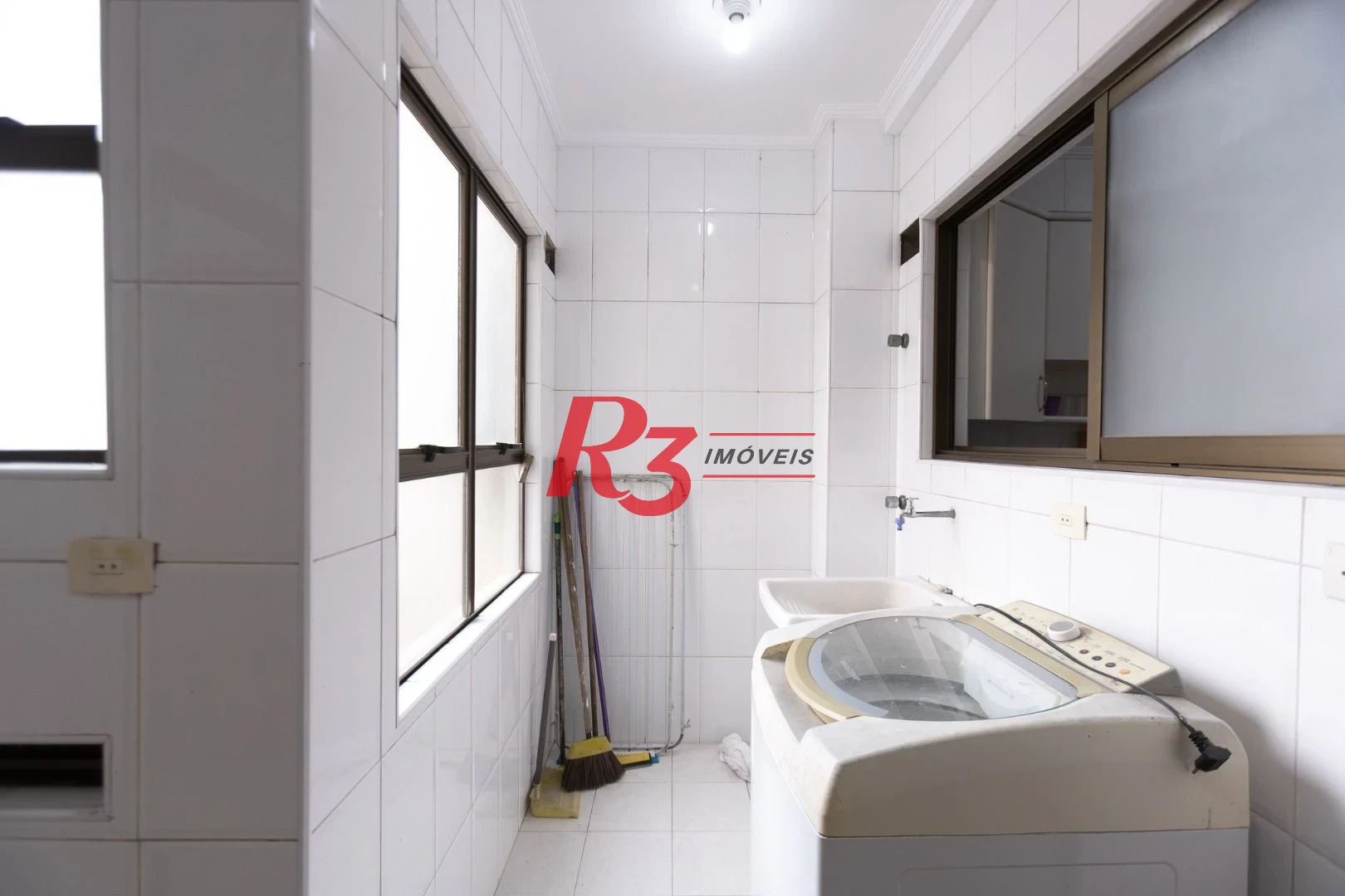 Apartamento com 3 dormitórios à venda, 143 m² por R$ 1.600.000,00 - Ponta da Praia - Santos/SP