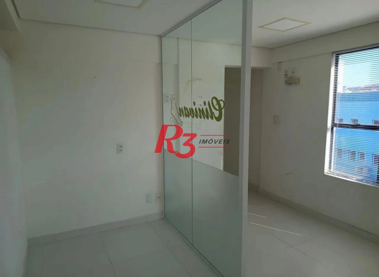 Sala à venda, 67 m² por R$ 350.000,00 - Vila Matias - Santos/SP