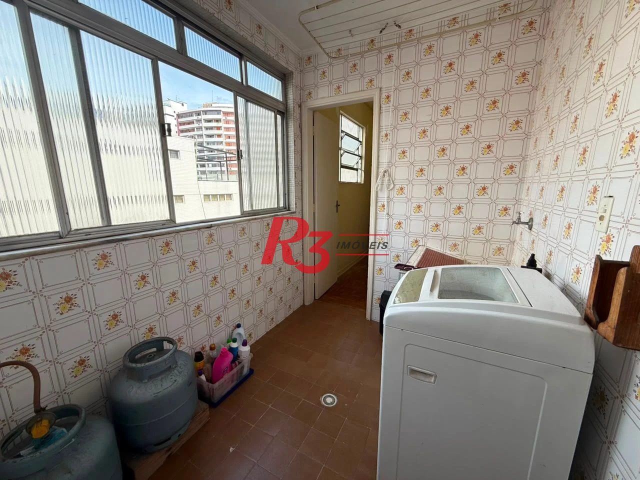Apartamento com 2 dormitórios para alugar, 116 m² por R$ 3.900,00/mês - Pompéia - Santos/SP