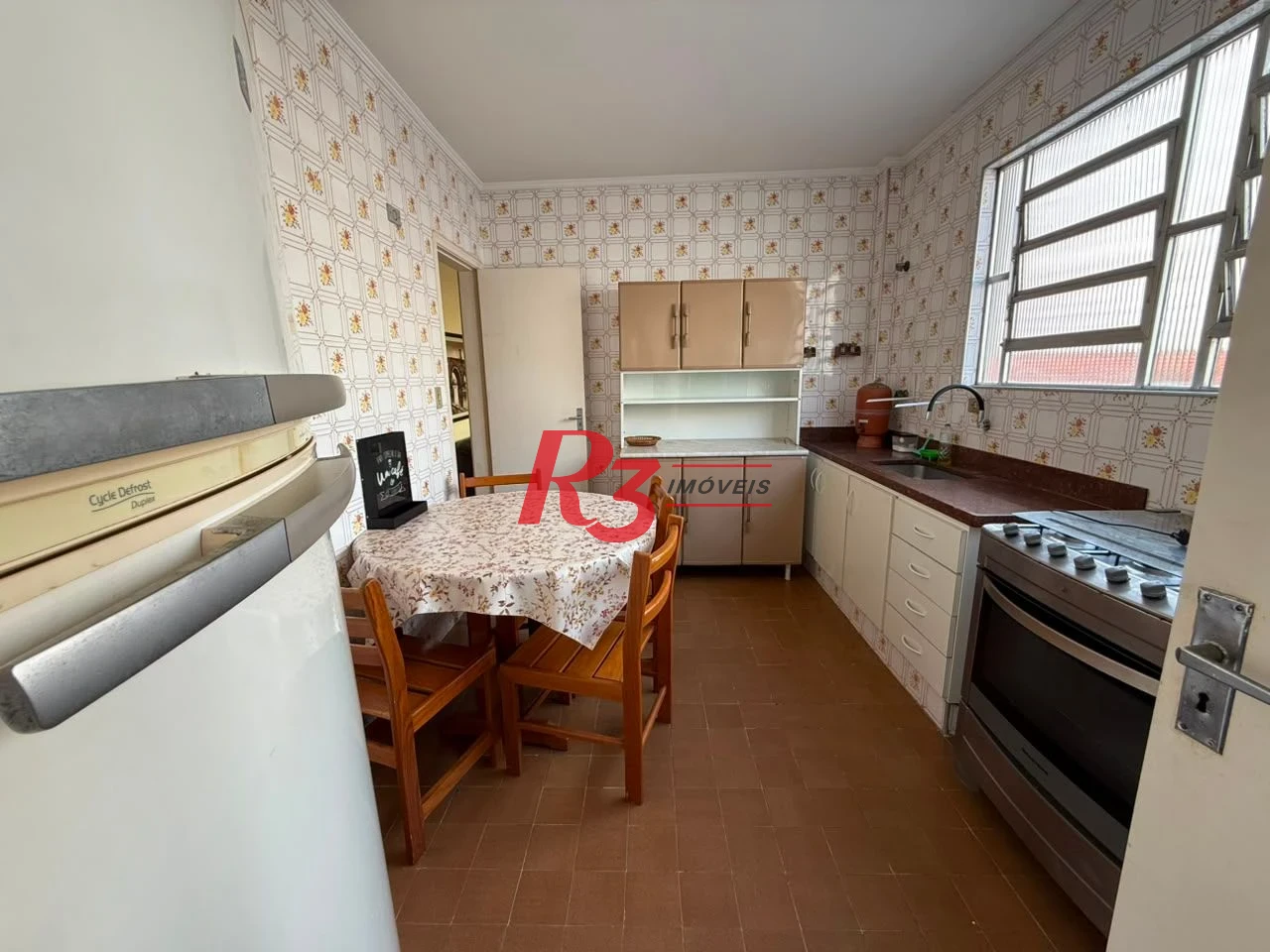Apartamento com 2 dormitórios para alugar, 116 m² por R$ 3.900,00/mês - Pompéia - Santos/SP