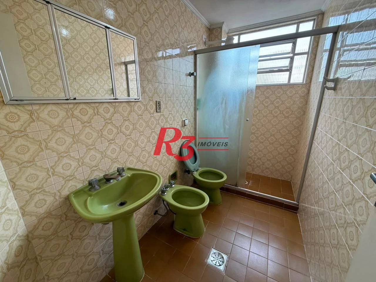 Apartamento com 2 dormitórios para alugar, 116 m² por R$ 3.900,00/mês - Pompéia - Santos/SP