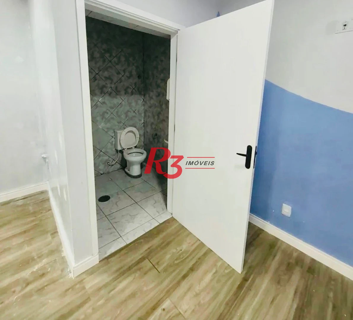 Casa com 3 dormitórios, 179 m² - venda por R$ 1.660.000,00 ou aluguel por R$ 9.270,00/mês - Gonzaga - Santos/SP