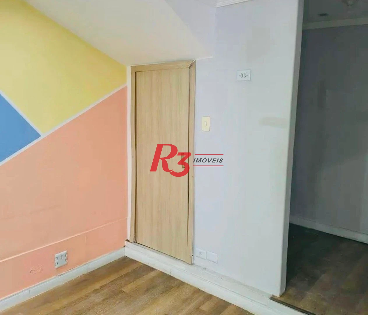 Casa com 3 dormitórios, 179 m² - venda por R$ 1.660.000,00 ou aluguel por R$ 9.270,00/mês - Gonzaga - Santos/SP