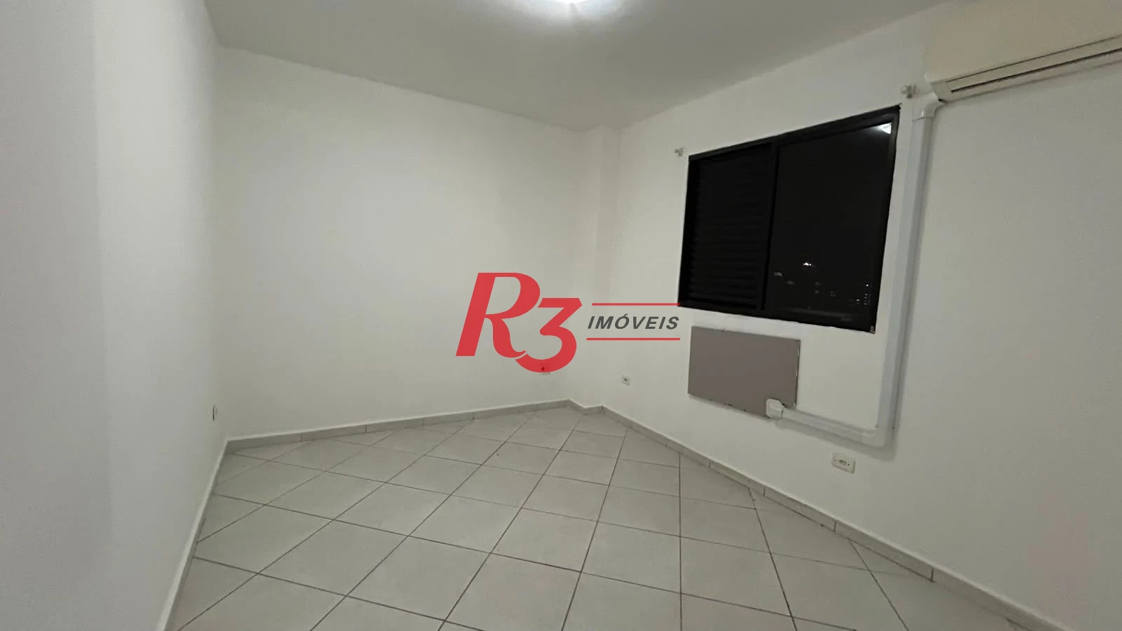 Apartamento com 2 dormitórios à venda, 70 m² por R$ 450.000,00 - Campo Grande - Santos/SP
