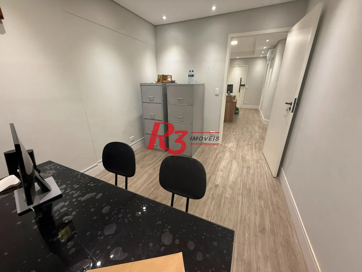 Sala para alugar, 110 m² por R$ 3.000,00/mês - Centro - Santos/SP