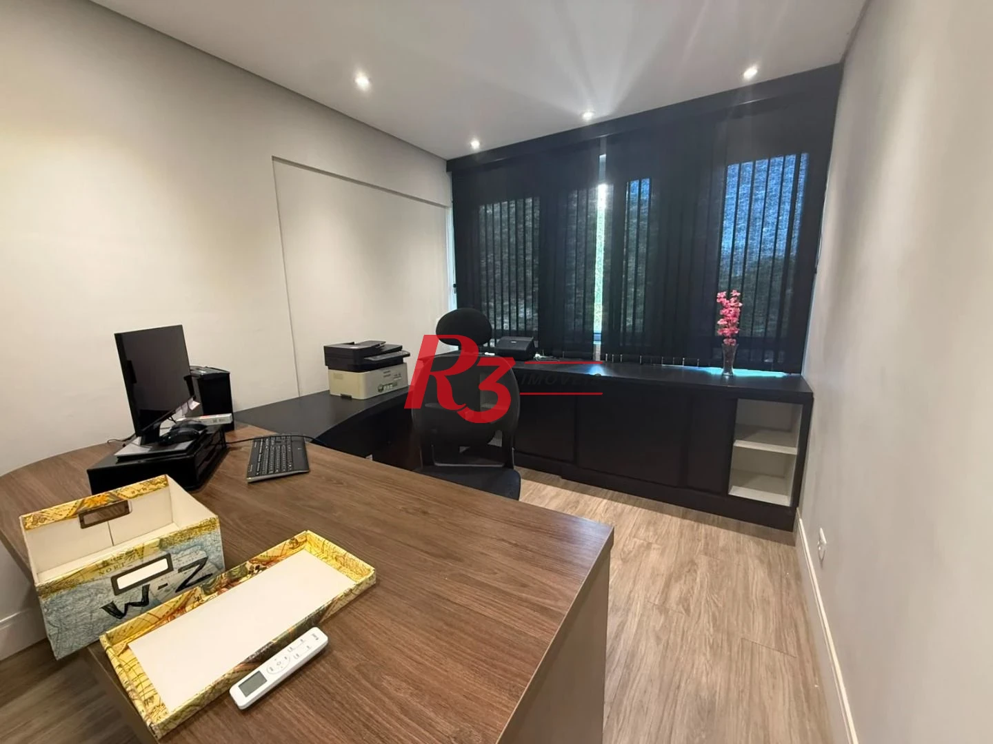 Sala para alugar, 110 m² por R$ 3.000,00/mês - Centro - Santos/SP