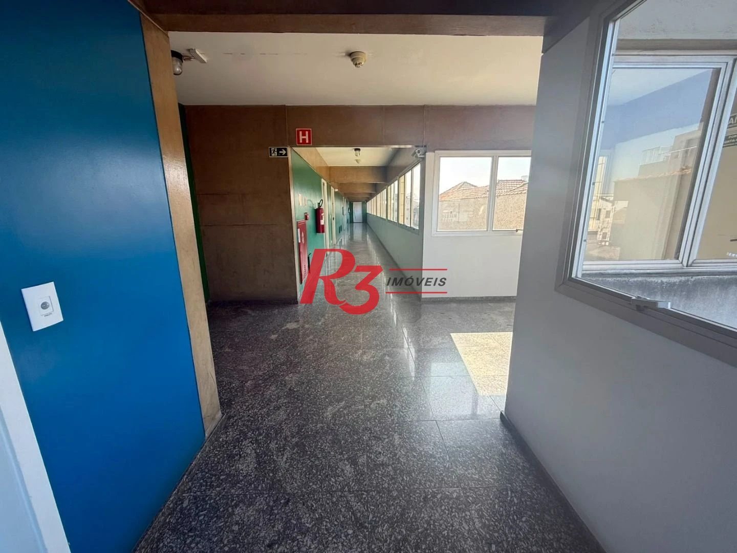 Sala para alugar, 110 m² por R$ 3.000,00/mês - Centro - Santos/SP