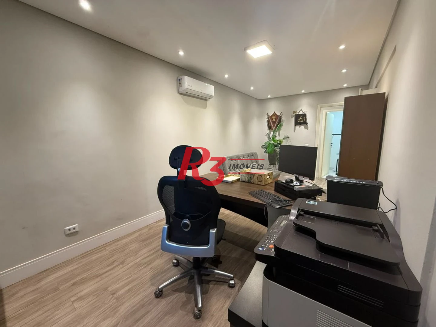 Sala para alugar, 110 m² por R$ 3.000,00/mês - Centro - Santos/SP