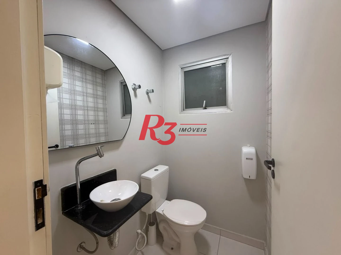 Sala para alugar, 110 m² por R$ 3.000,00/mês - Centro - Santos/SP