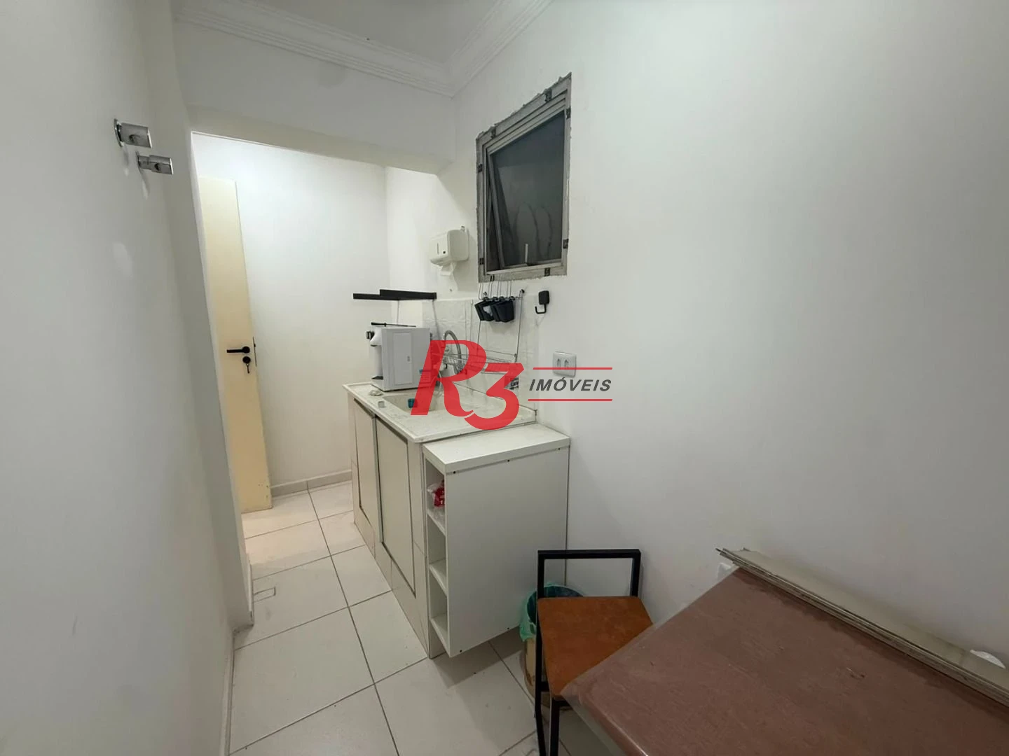 Sala para alugar, 110 m² por R$ 3.000,00/mês - Centro - Santos/SP