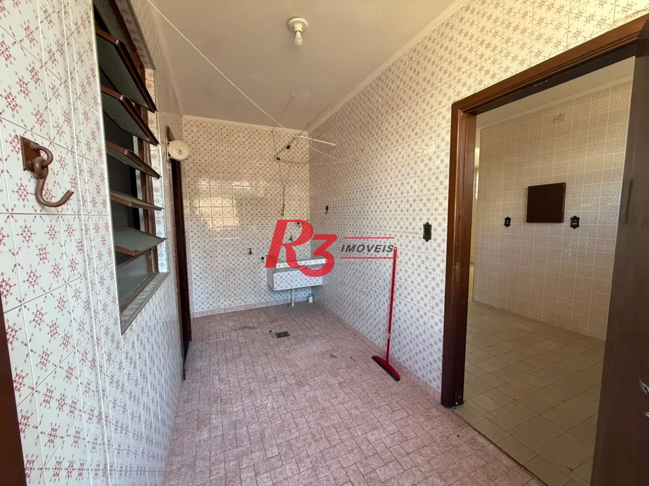 Casa com 2 dormitórios para alugar, 110 m² por R$ 4.707,65/mês - Aparecida - Santos/SP