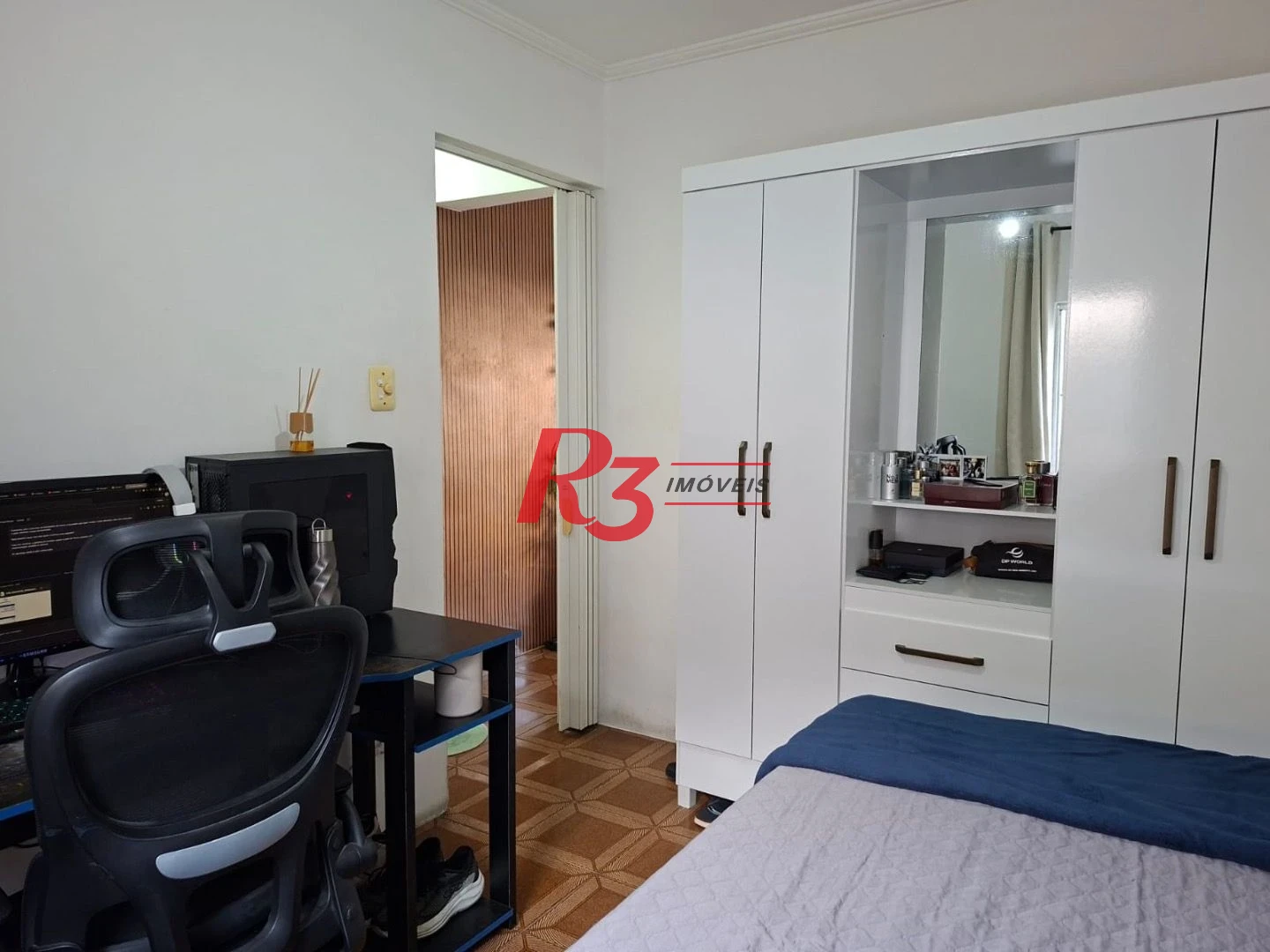 Apartamento com 3 dormitórios à venda, 60 m² por R$ 330.000,00 - Aparecida - Santos/SP