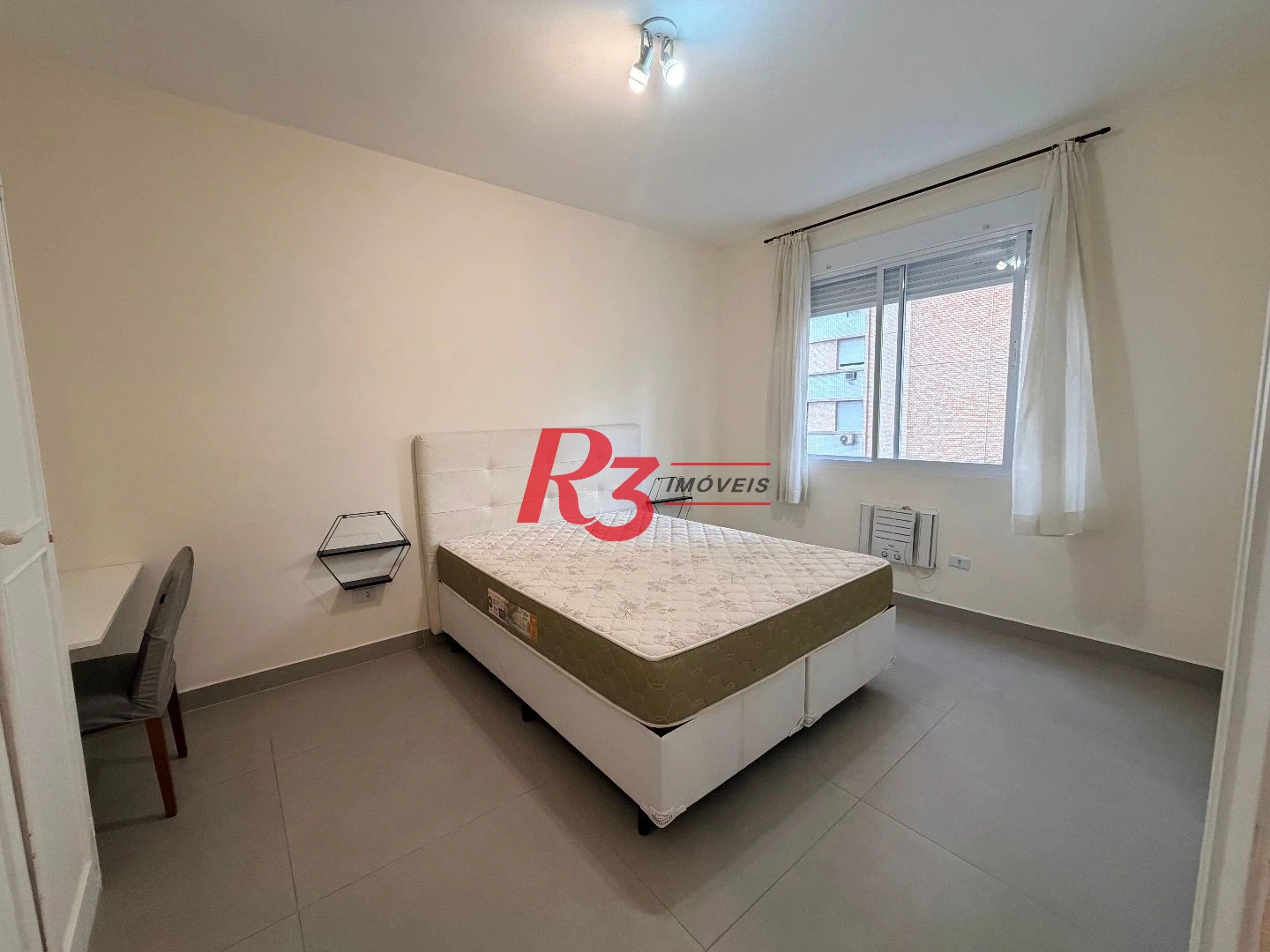 Apartamento para alugar, 68 m² por R$ 4.500,00/mês - Boqueirão - Santos/SP