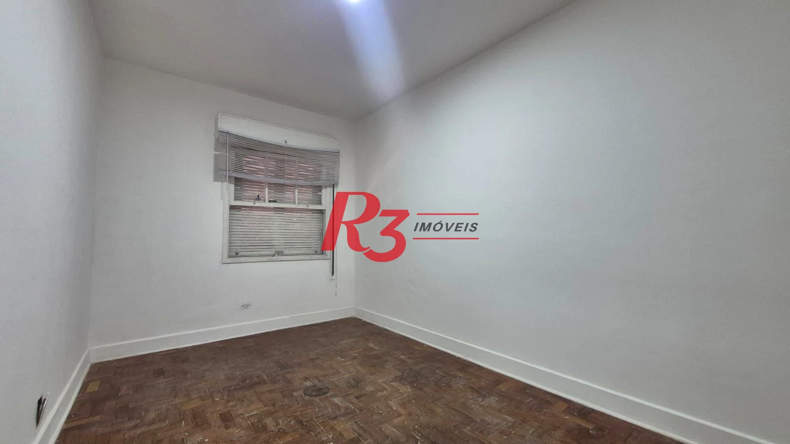 Sobrado com 3 dormitórios à venda, 195 m² por R$ 1.300.000,00 - Gonzaga - Santos/SP
