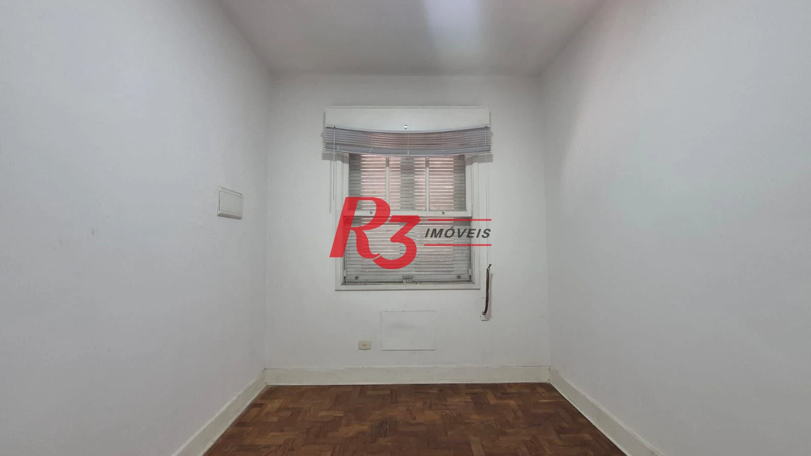 Sobrado com 3 dormitórios à venda, 195 m² por R$ 1.300.000,00 - Gonzaga - Santos/SP
