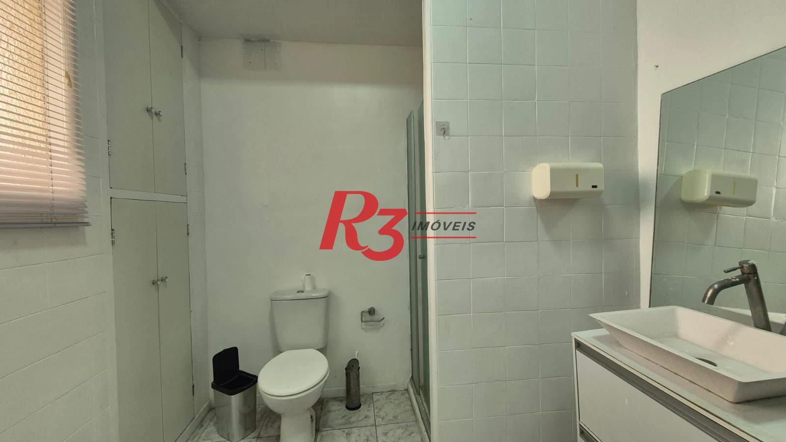 Sobrado com 3 dormitórios à venda, 195 m² por R$ 1.300.000,00 - Gonzaga - Santos/SP