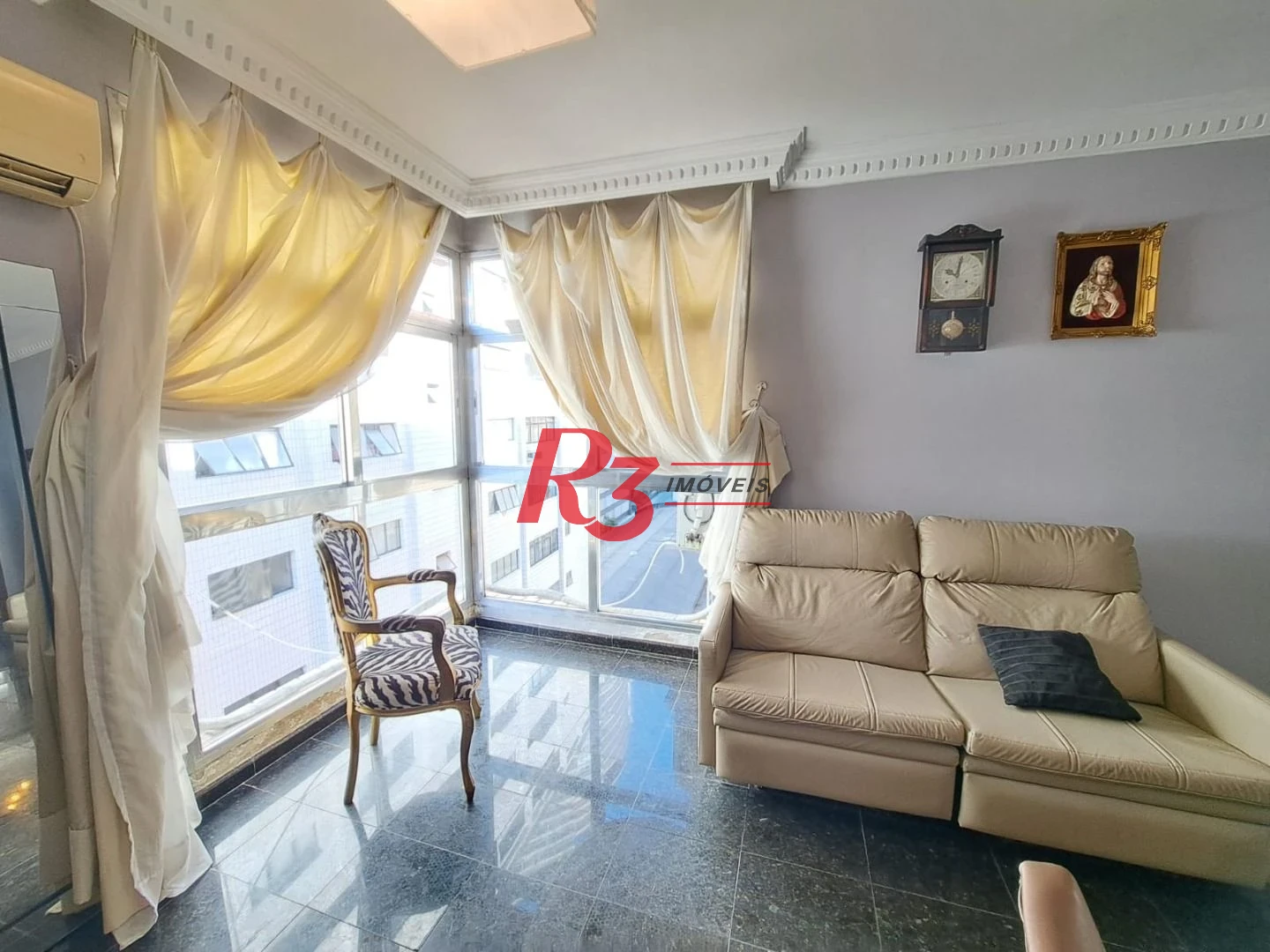 Apartamento com 3 dormitórios à venda, 107 m² por R$ 799.000,00 - Gonzaga - Santos/SP