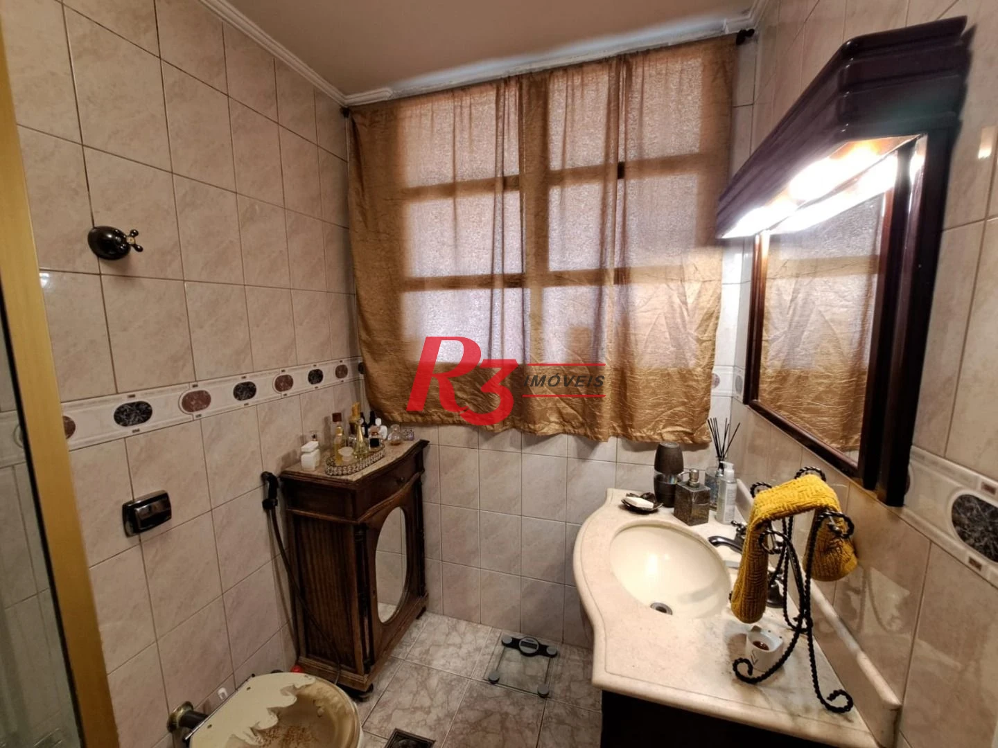 Apartamento com 3 dormitórios à venda, 107 m² por R$ 799.000,00 - Gonzaga - Santos/SP