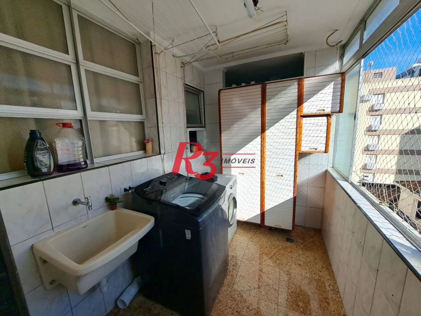 Apartamento com 3 dormitórios à venda, 107 m² por R$ 799.000,00 - Gonzaga - Santos/SP