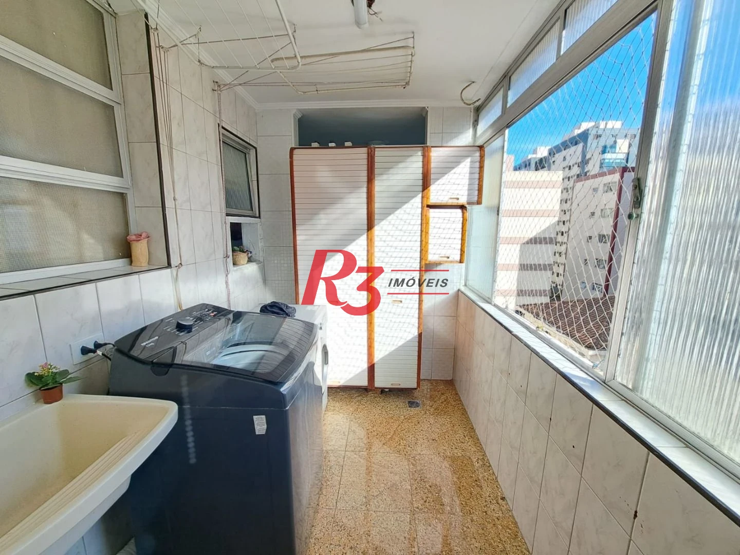 Apartamento com 3 dormitórios à venda, 107 m² por R$ 799.000,00 - Gonzaga - Santos/SP