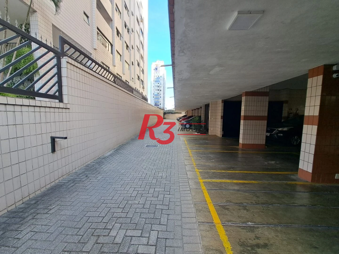 Apartamento com 3 dormitórios à venda, 107 m² por R$ 799.000,00 - Gonzaga - Santos/SP