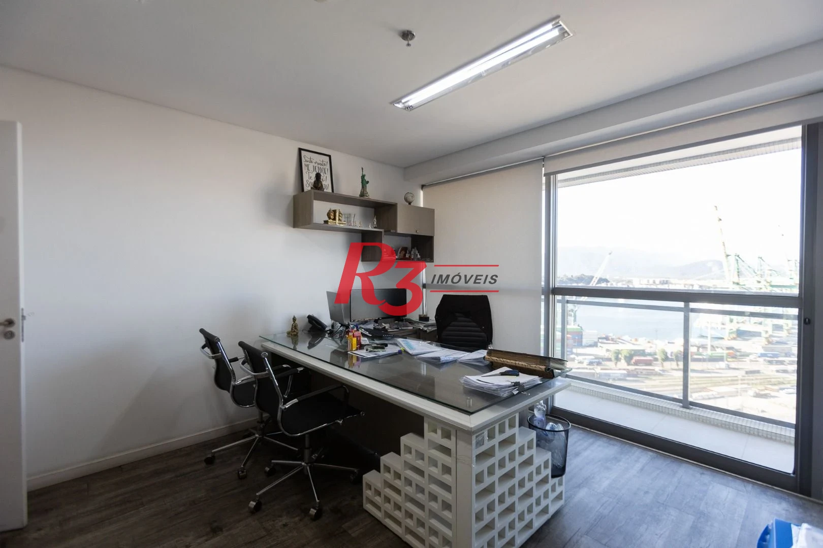Sala à venda, 42 m² por R$ 349.900,00 - Valongo - Santos/SP