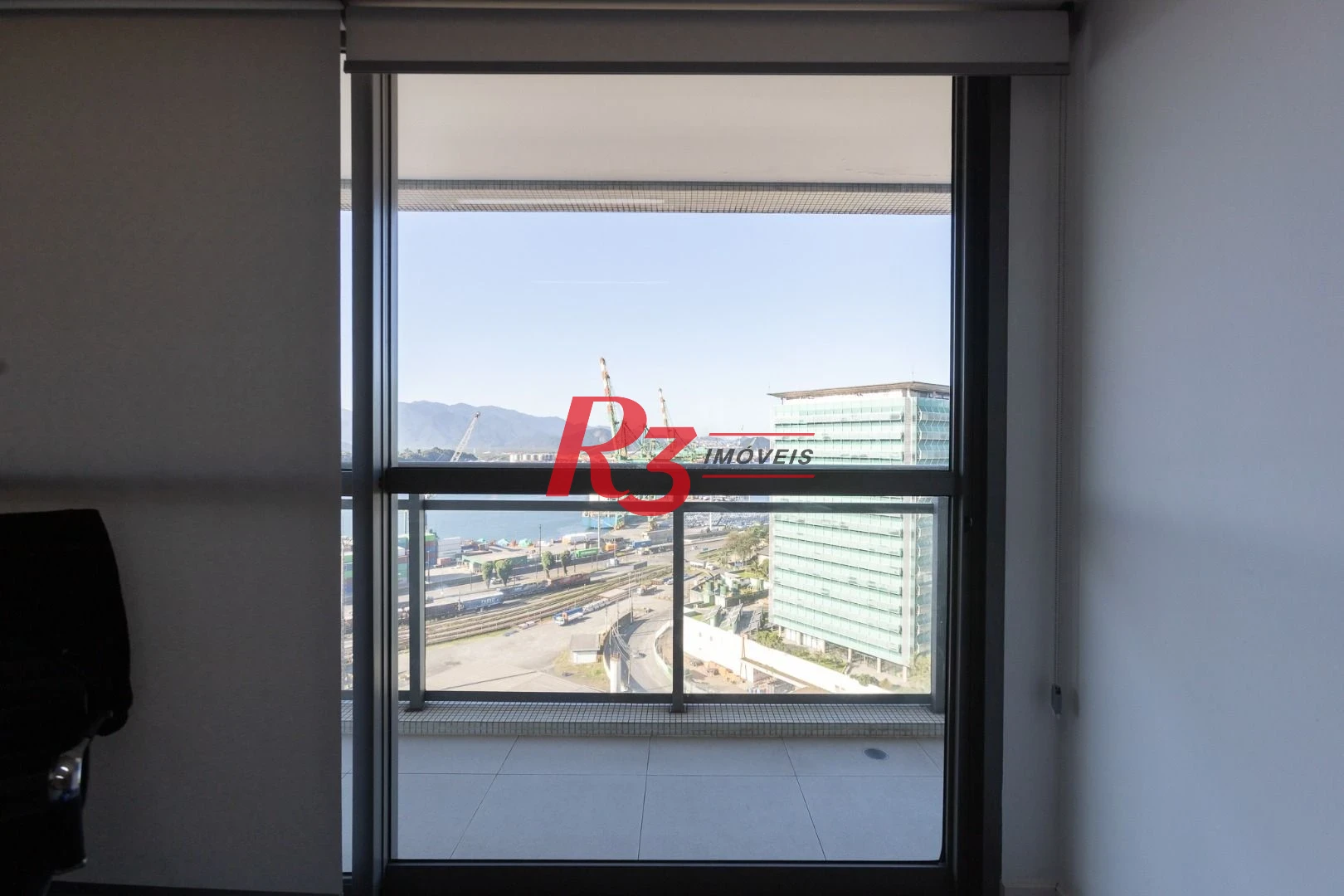 Sala à venda, 42 m² por R$ 349.900,00 - Valongo - Santos/SP