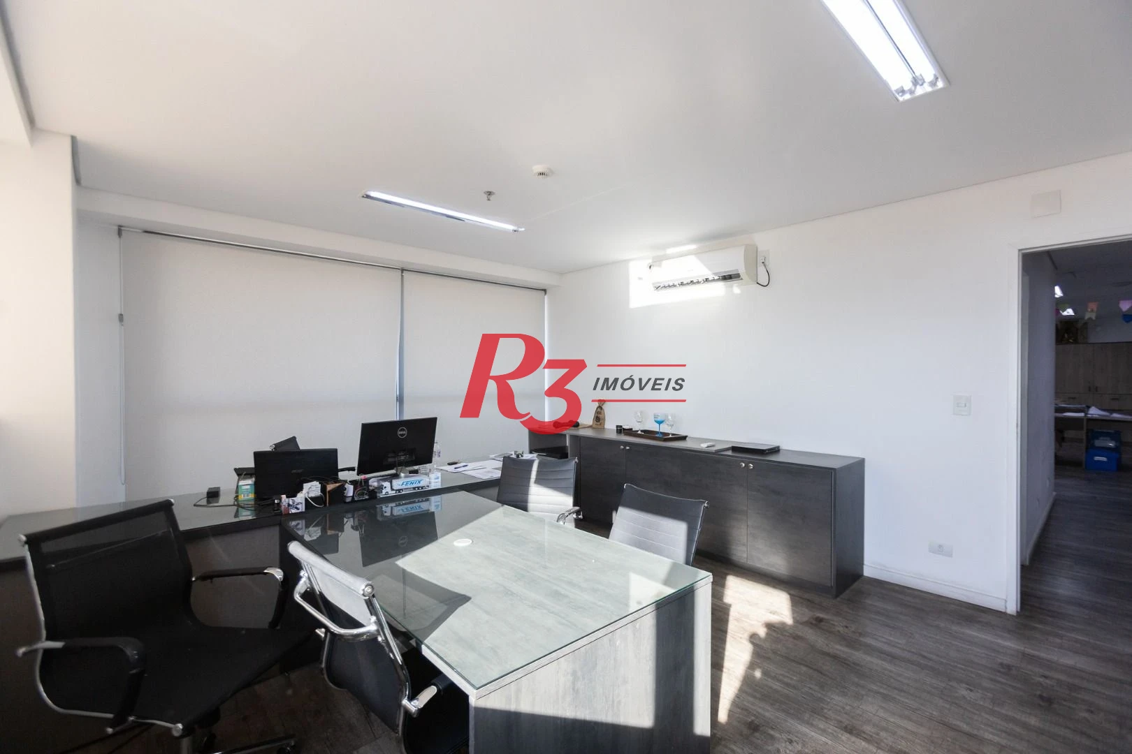 Sala à venda, 42 m² por R$ 349.900,00 - Valongo - Santos/SP
