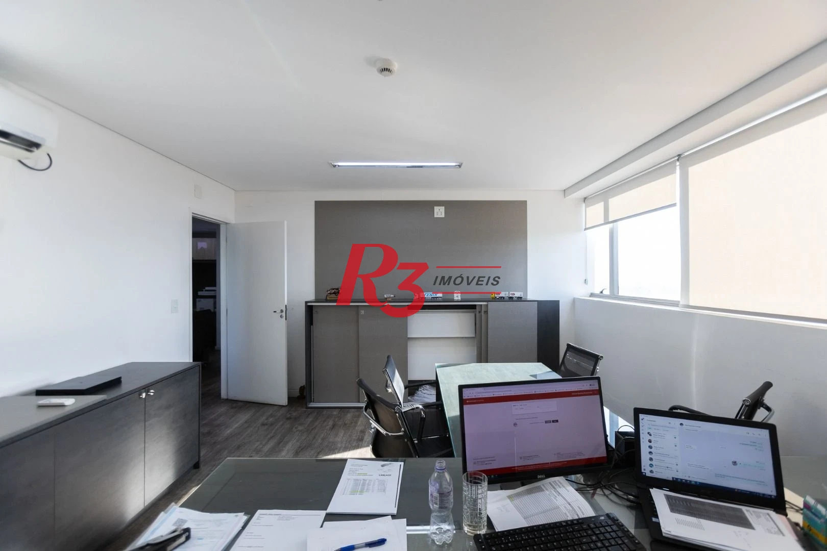 Sala à venda, 42 m² por R$ 349.900,00 - Valongo - Santos/SP