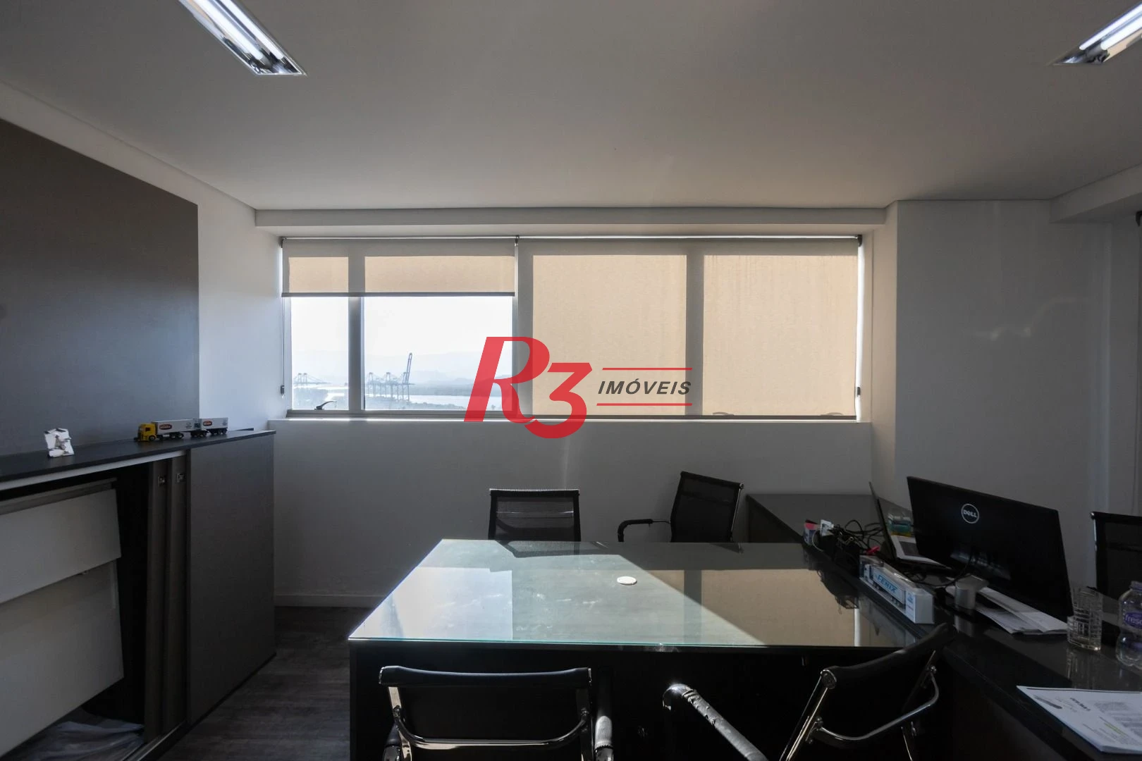 Sala à venda, 42 m² por R$ 349.900,00 - Valongo - Santos/SP