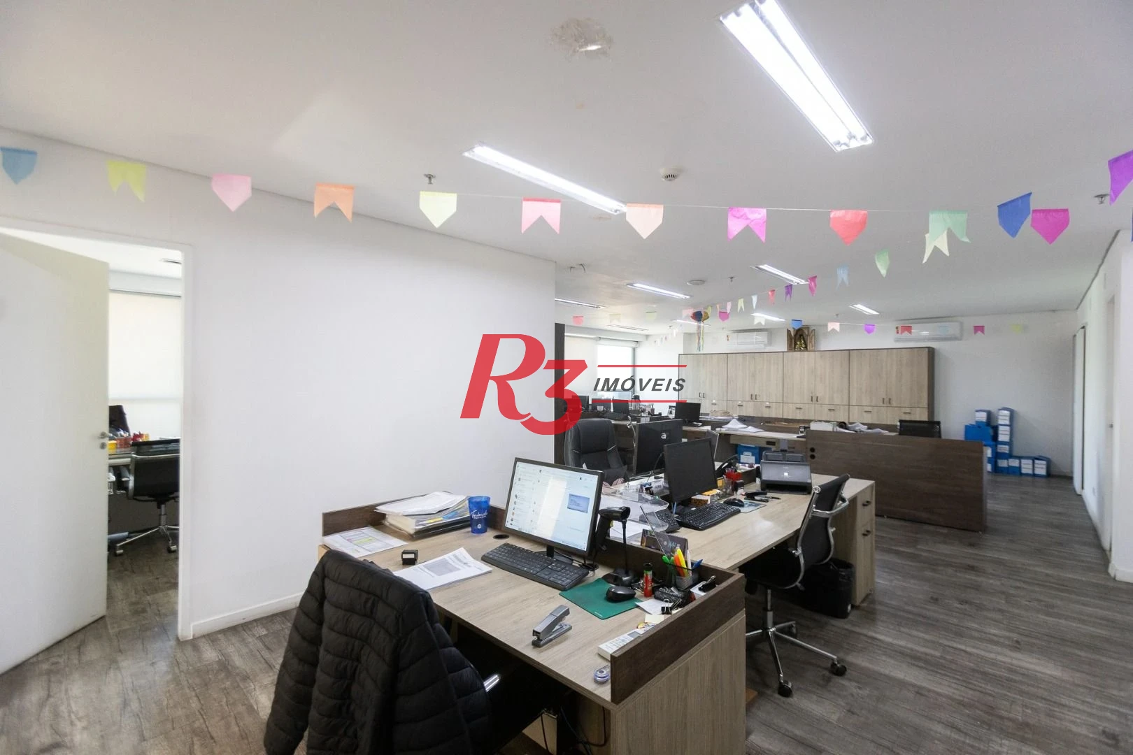 Sala à venda, 42 m² por R$ 349.900,00 - Valongo - Santos/SP