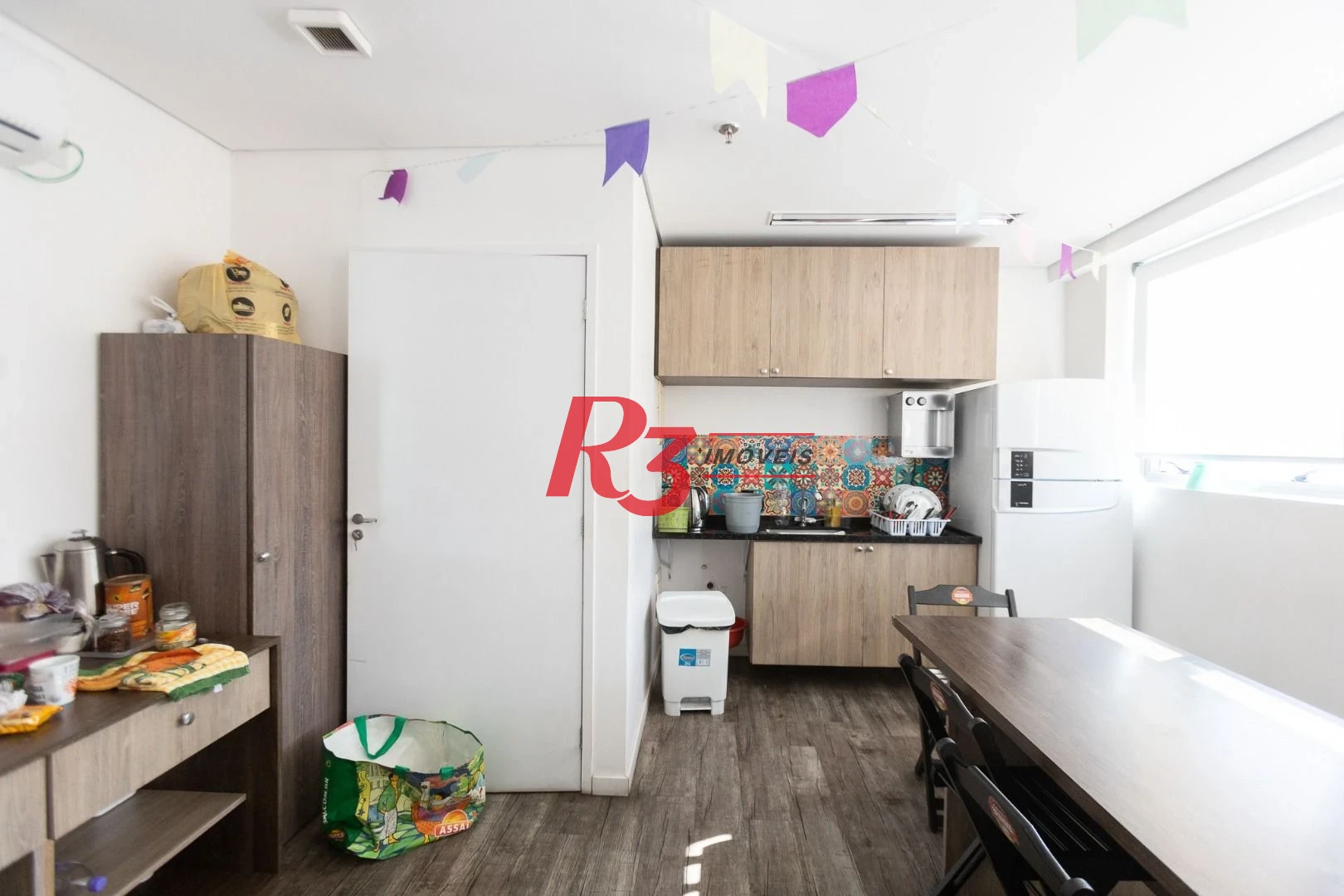 Sala à venda, 42 m² por R$ 349.900,00 - Valongo - Santos/SP