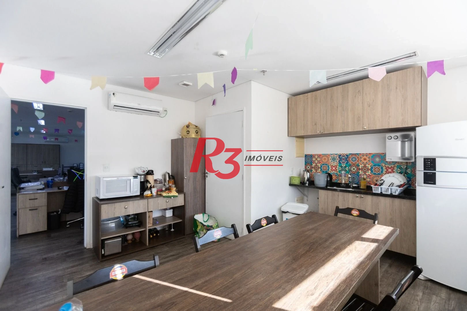 Sala à venda, 42 m² por R$ 349.900,00 - Valongo - Santos/SP
