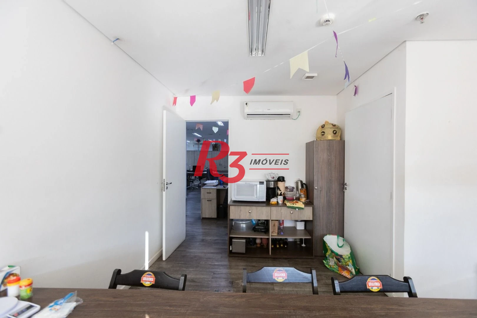 Sala à venda, 42 m² por R$ 349.900,00 - Valongo - Santos/SP