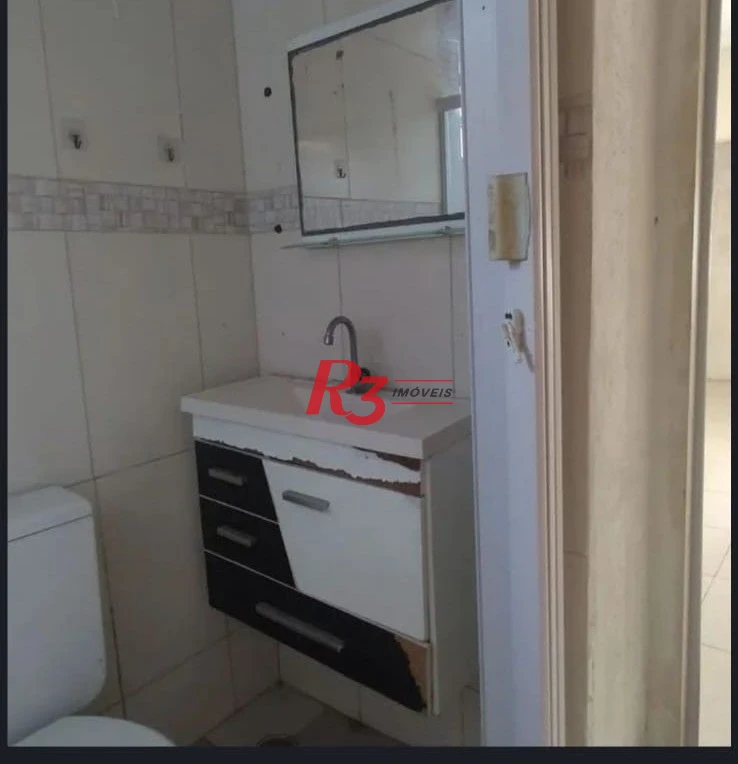 Casa com 2 dormitórios à venda, 75 m² por R$ 380.000,00 - Areia Branca - Santos/SP