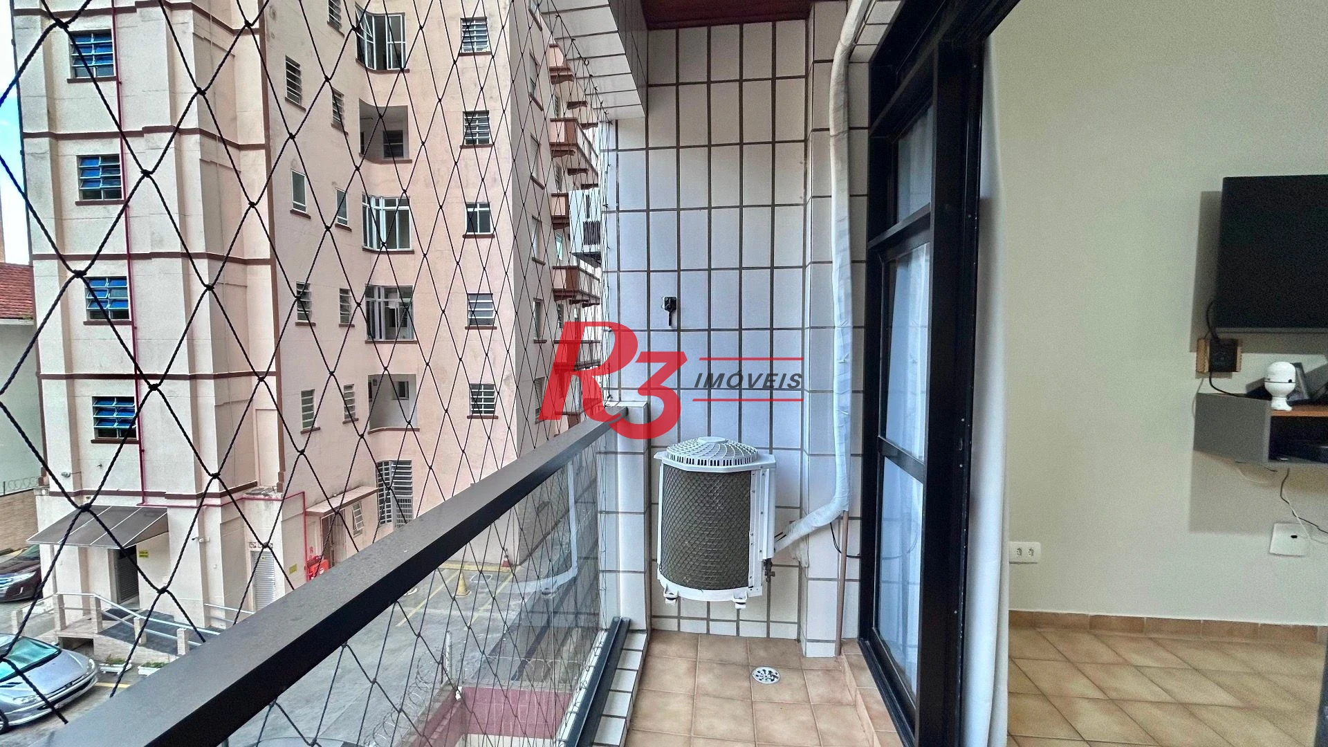 Apartamento com 1 dormitório à venda, 60 m² por R$ 395.000,00 - Itararé - São Vicente/SP