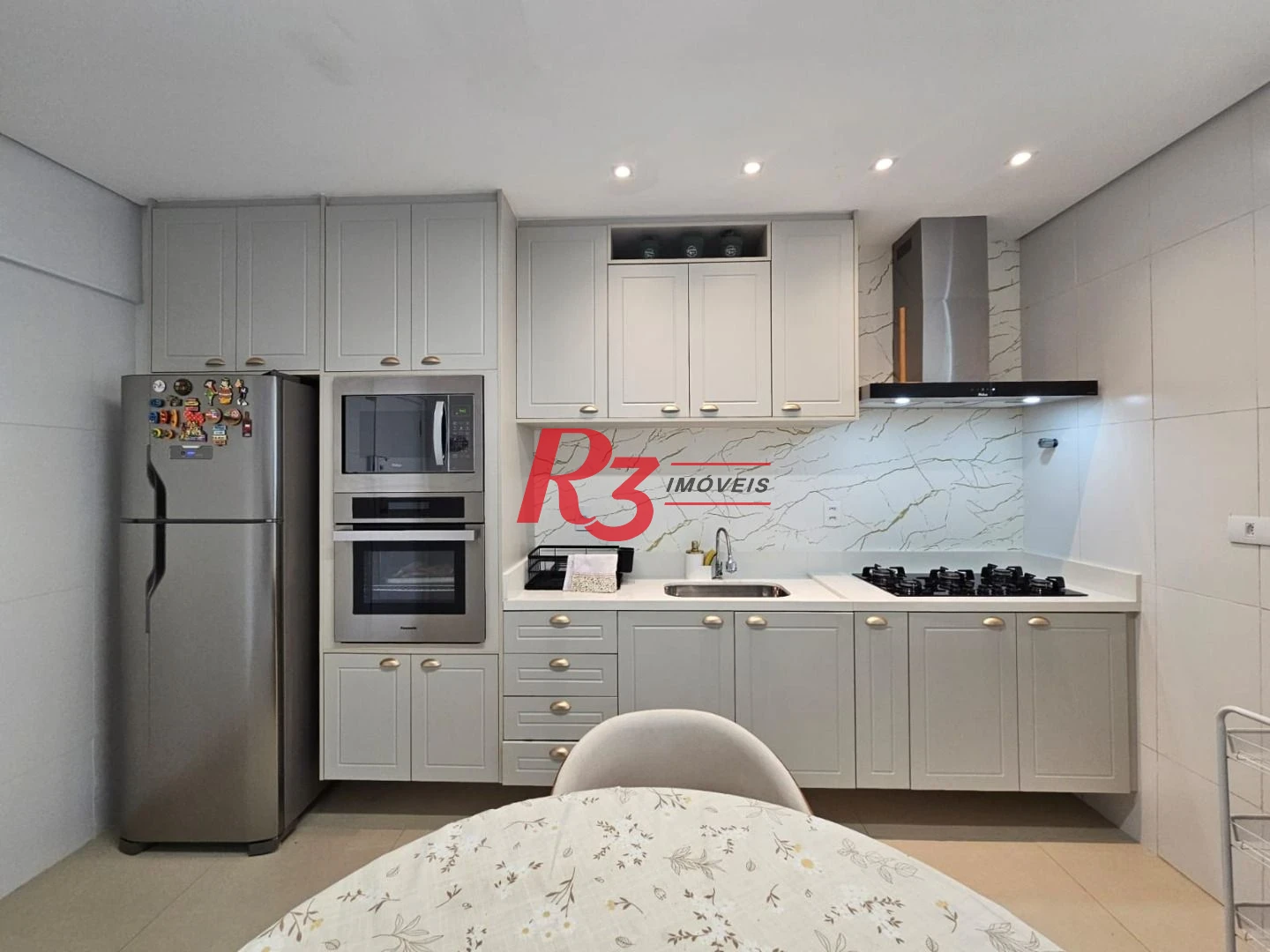 Apartamento com 2 dormitórios à venda, 86 m² por R$ 683.655,47 - José Menino - Santos/SP