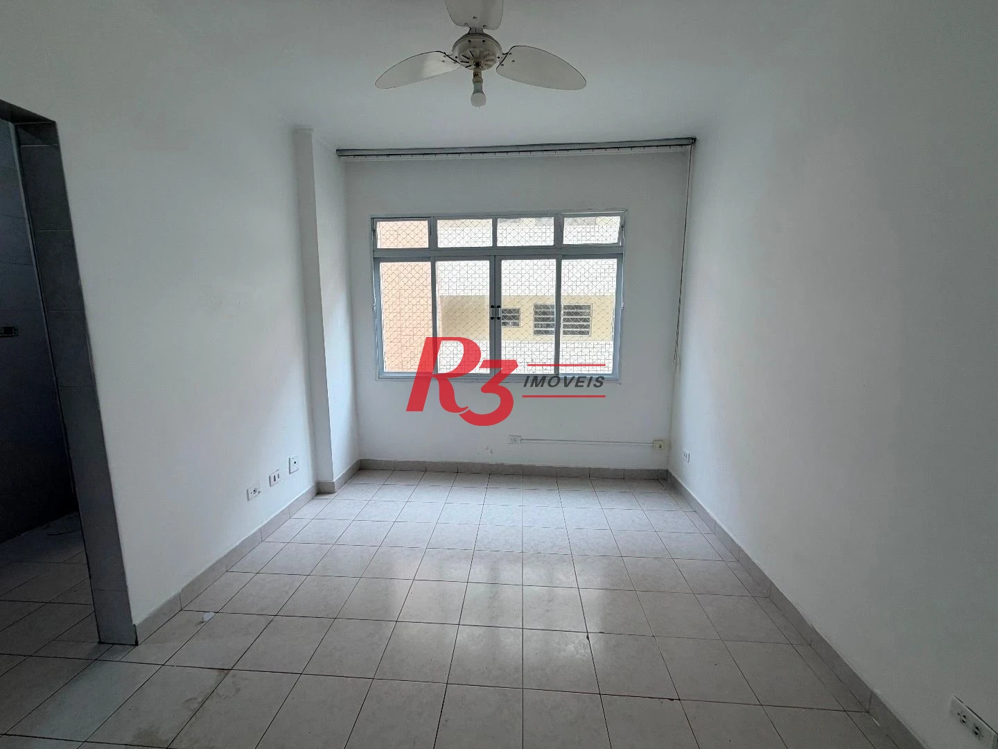 Apartamento para alugar, 44 m² por R$ 3.100,00/mês - Gonzaga - Santos/SP