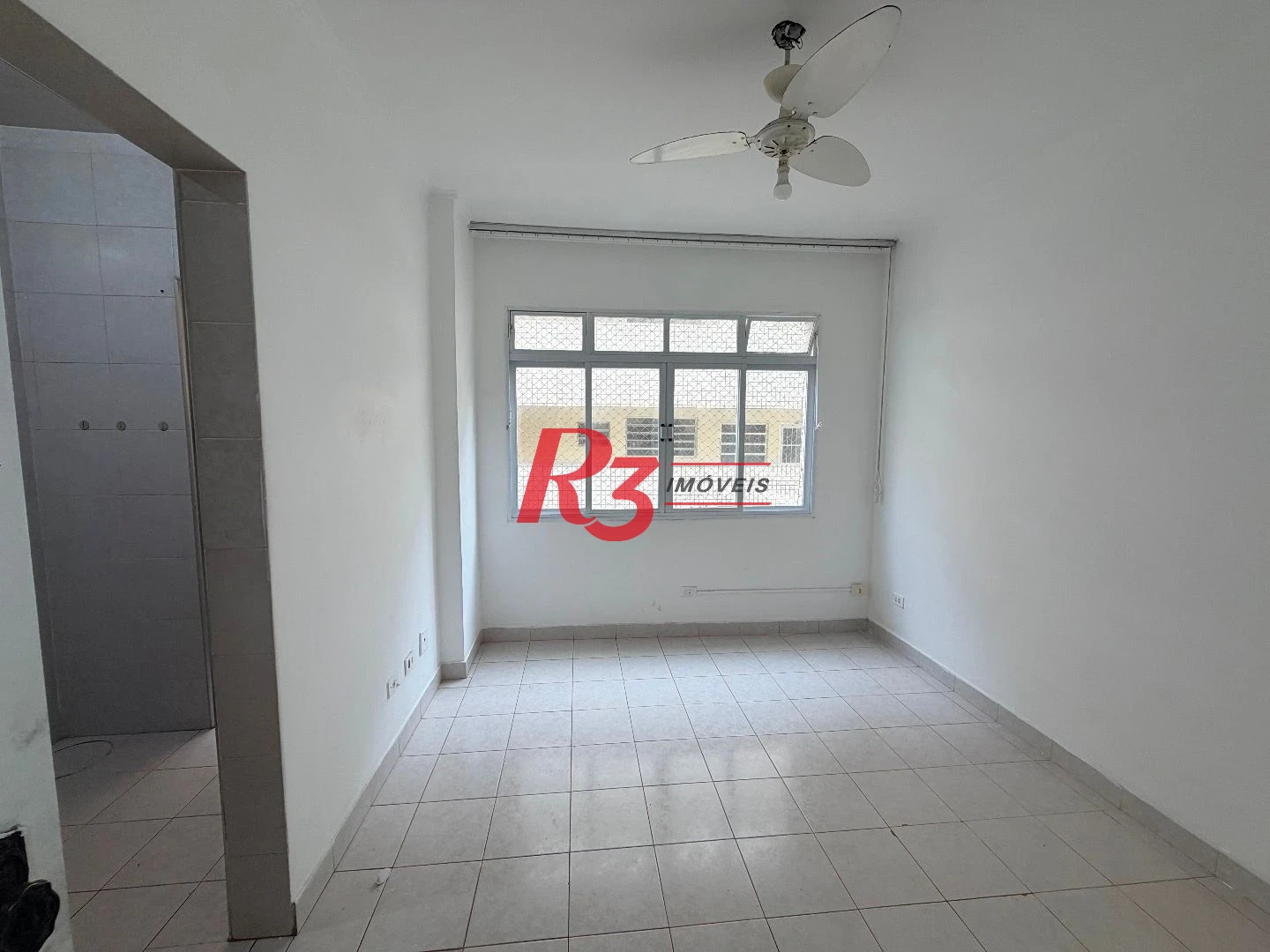 Apartamento para alugar, 44 m² por R$ 3.100,00/mês - Gonzaga - Santos/SP